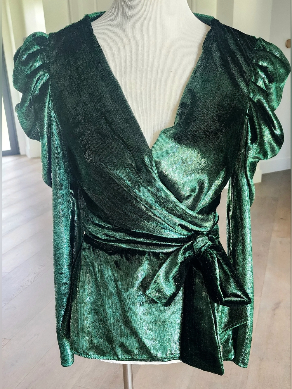 Patbo Women Metallic Green Velvet Wrap Top  Wide Puff Shoulders Wrap Belt Sz M